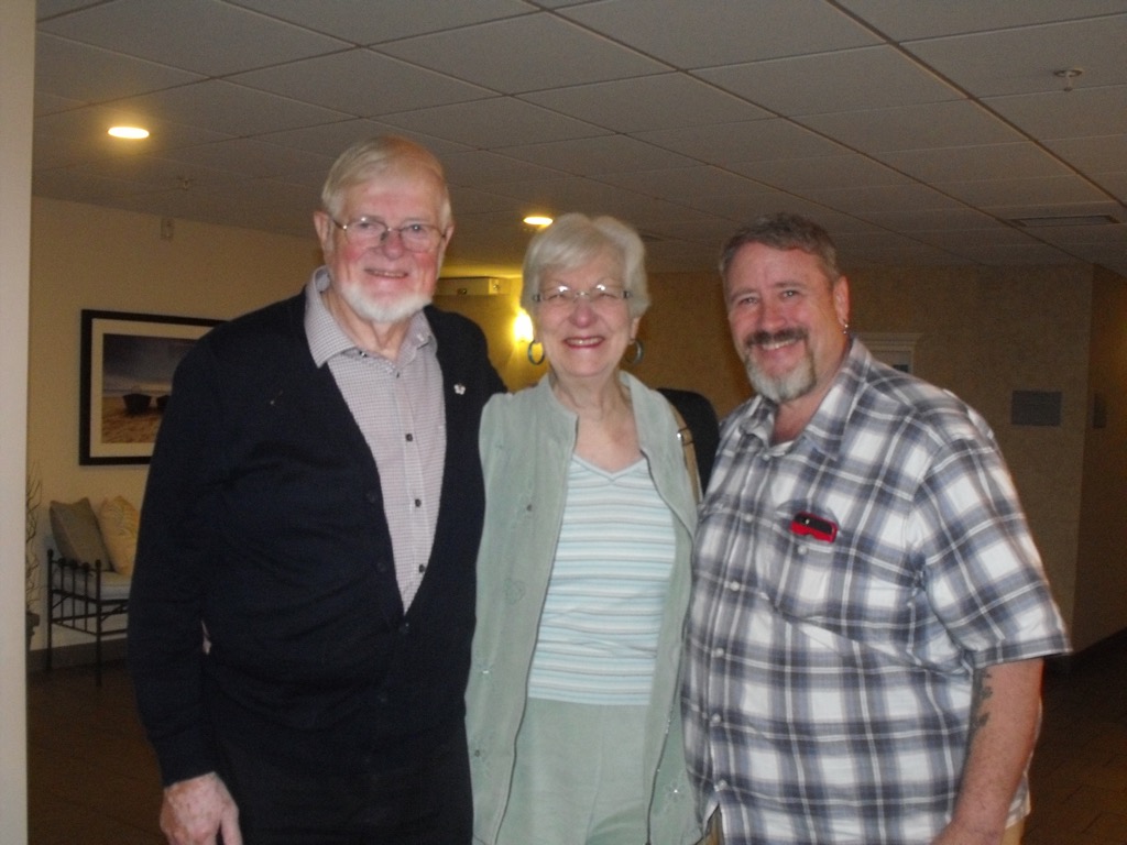 Chalmers and Jean Doane and Manitoba Hal prior to the beginning of the Ceilidh.